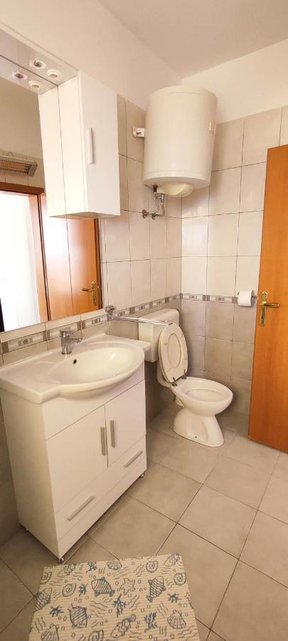 Apartments Burazer Шибеник Екстер'єр фото
