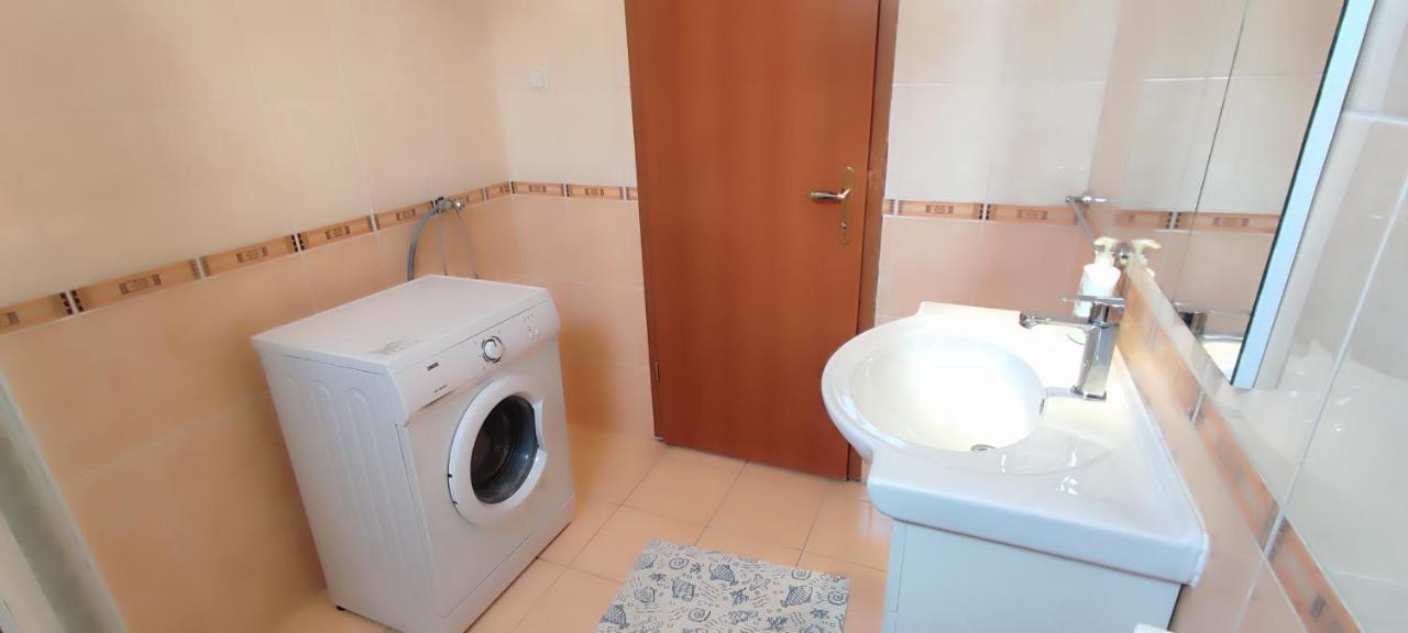 Apartments Burazer Шибеник Екстер'єр фото